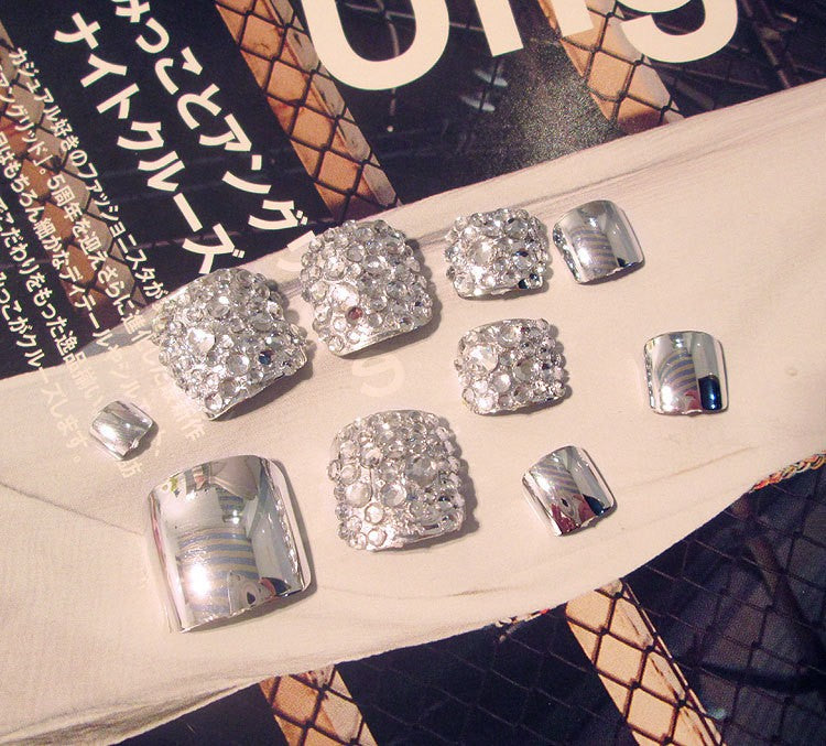 Silver Chic Artificial Toe Nails – 24 Piece Wedding Nail Set