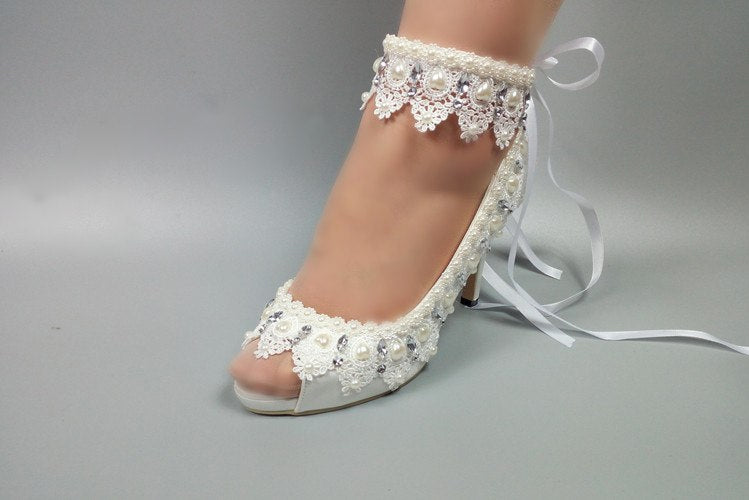 Model 2344 Dainty Hearts Lace Bridal Heels