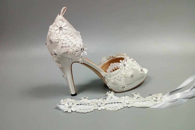 Model 2346 Frenchie Lace Bridal Heels