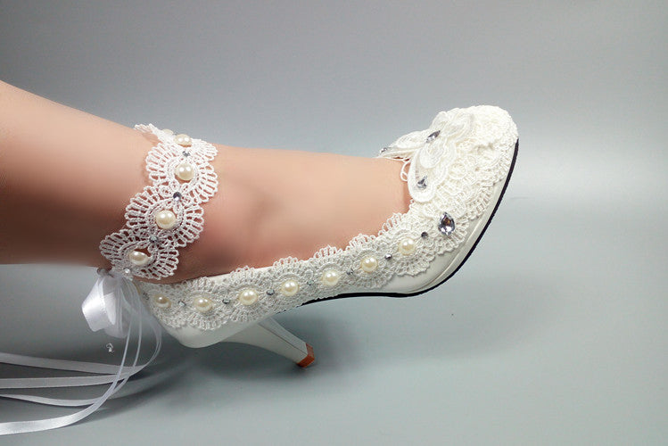 Model 2348 Vintage Pearls &  Lace Bridal Heel