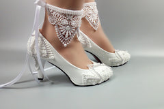 Model 2349 Deco Lace Bridal Heel