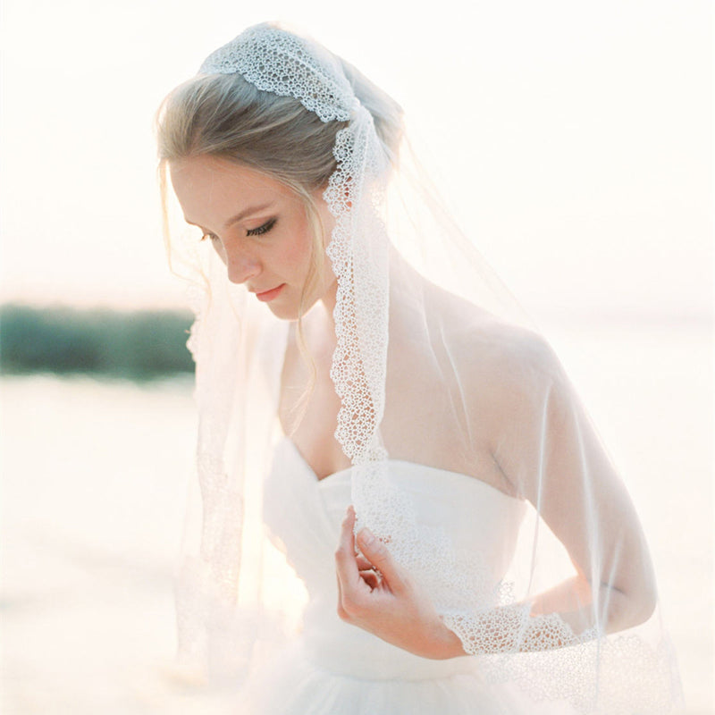 The Nora – Vintage Style Laced Trimmed Bridal Veil
