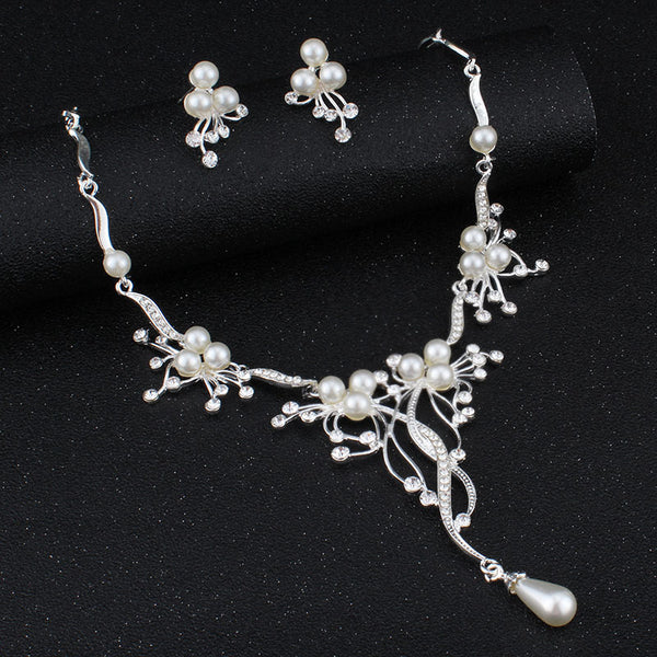 Silver Vines with Pearls necklace Sets