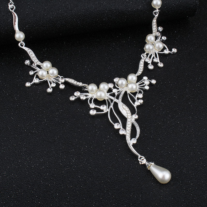 Silver Vines with Pearls necklace Sets